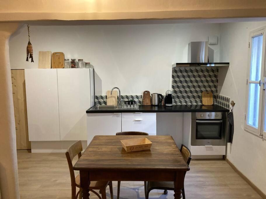 Apartment Cosy Confort Au Coeur De Ville. Sete